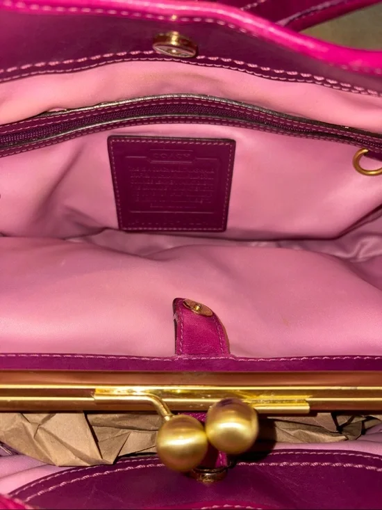 Coach Ergo Magenta Pleated Leather Shoulder Bag with Kiss-Lock Frame - Picture 9 of 14